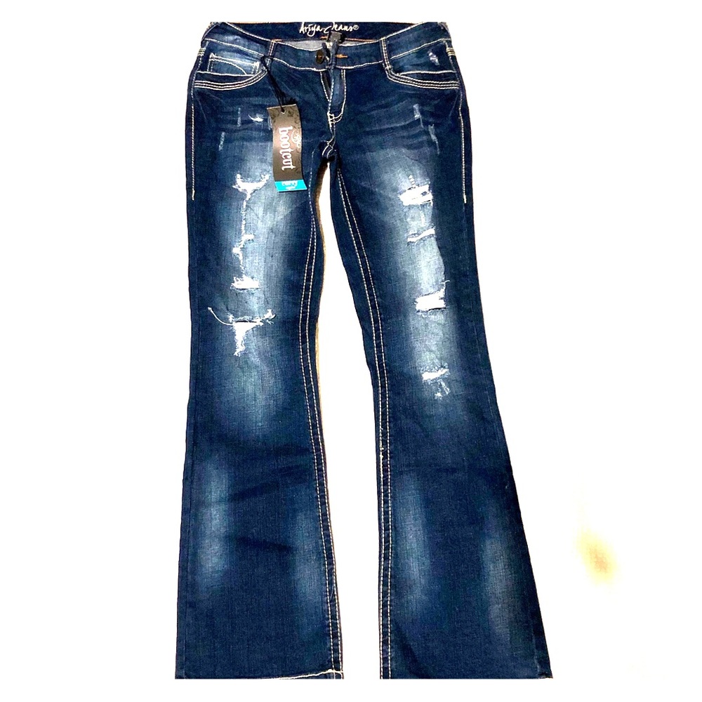 Distressed blue jeans, Size 9/10